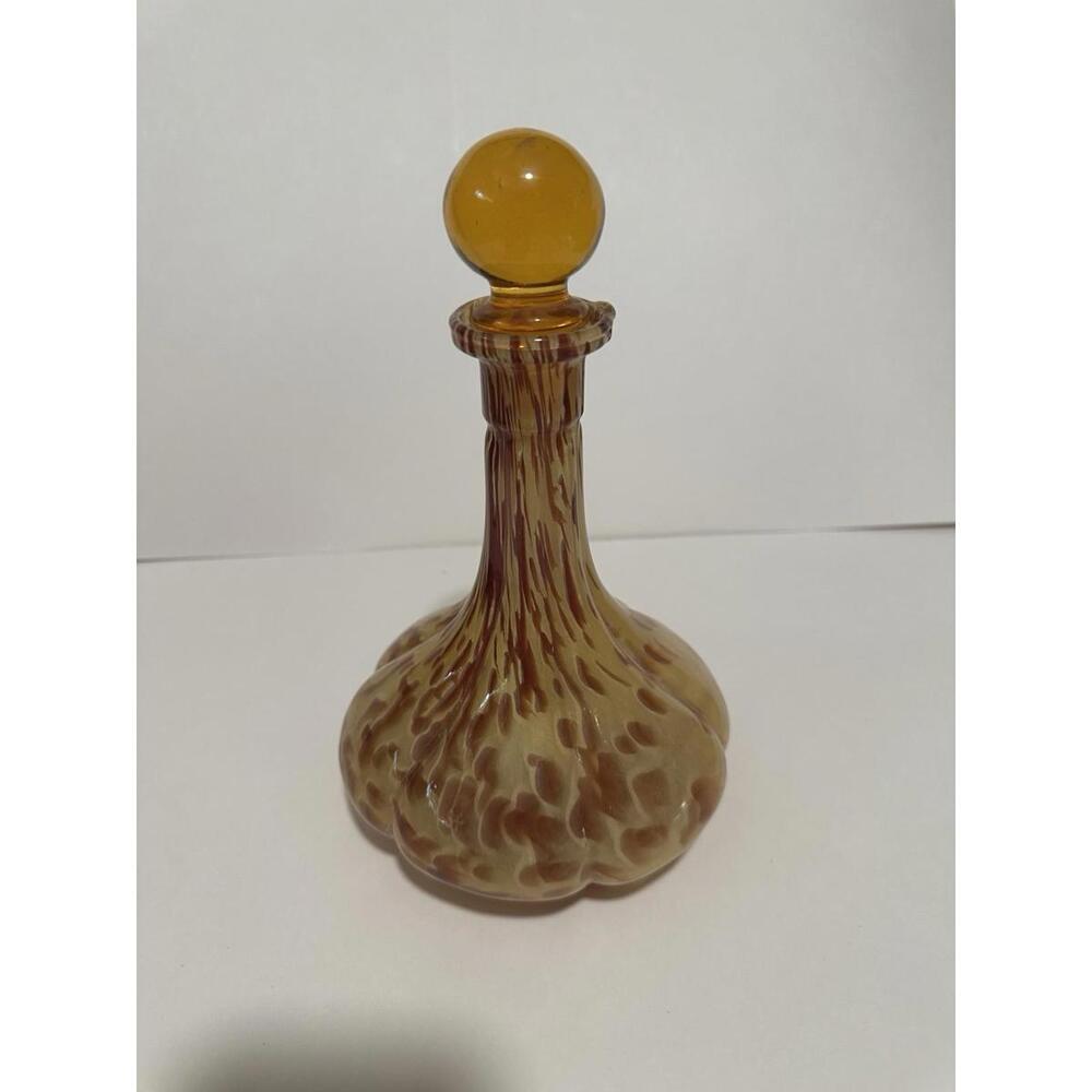 Murano White Cristal  Art Glass Rootbeer & Gold  Decanter With Stopper